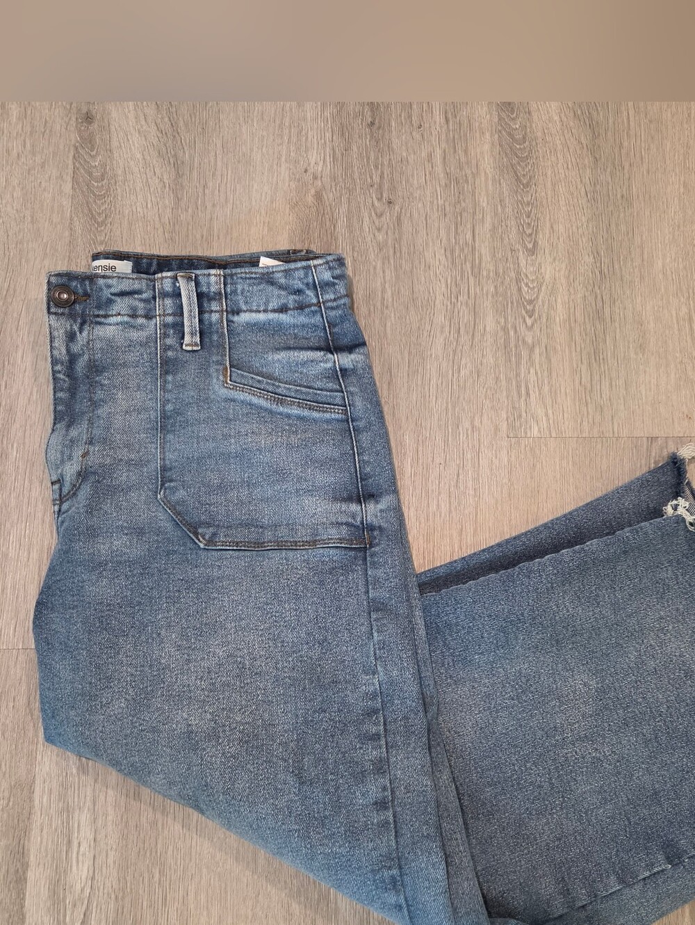 Kensie Vintage Luxe Cropped Wide Leg Jeans